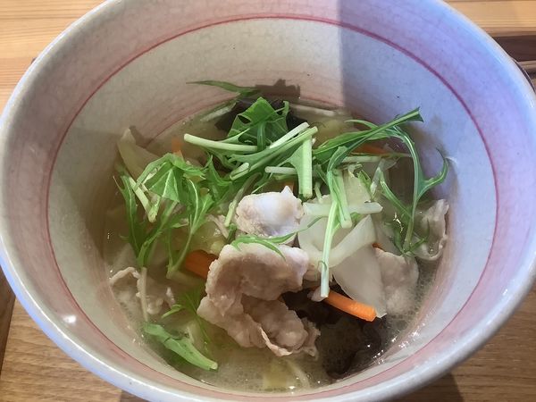 「野菜たっぷり鯛塩ラーメン880円」@ふるさとゴハン食堂の写真