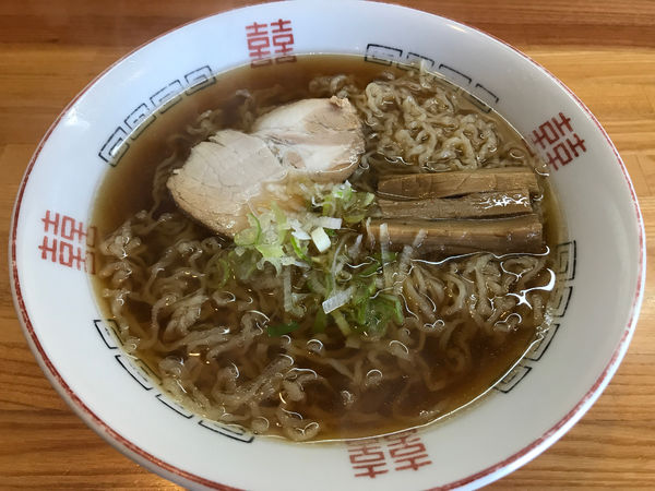 「手打ちラーメン　750円」@緑屋の写真