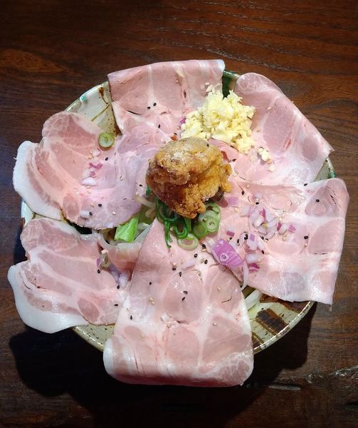 「らうどS (汁なし) 880円＋レアチャーシュー260円」@自家製麺屋 知多らうど2669の写真