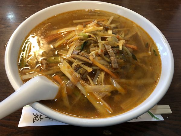 「辛いザーサイ入りそば　830円」@林華苑の写真