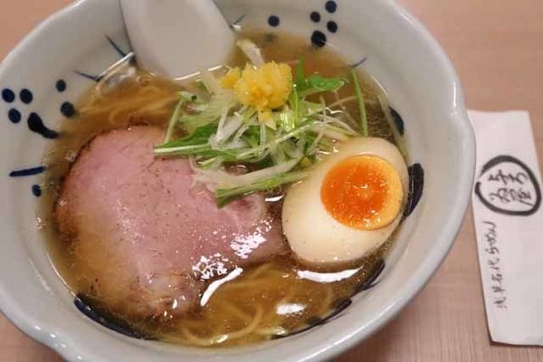 「柚子切り塩らーめん　950円」@与ろゐ屋の写真