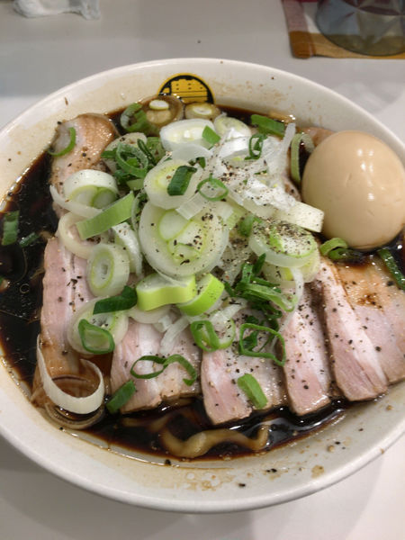 「荻窪ブラック」@濃菜麺 井の庄 荻窪店の写真