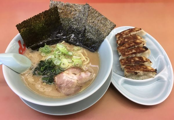 「醤油ラーメン(670￥)」@ラーメン山岡家 水戸内原店の写真