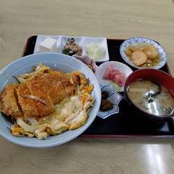 カツ丼　850円