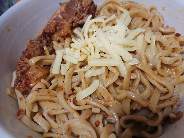 「テイクアウト ラー油油そば」@ラーメン二郎 千住大橋駅前店の写真