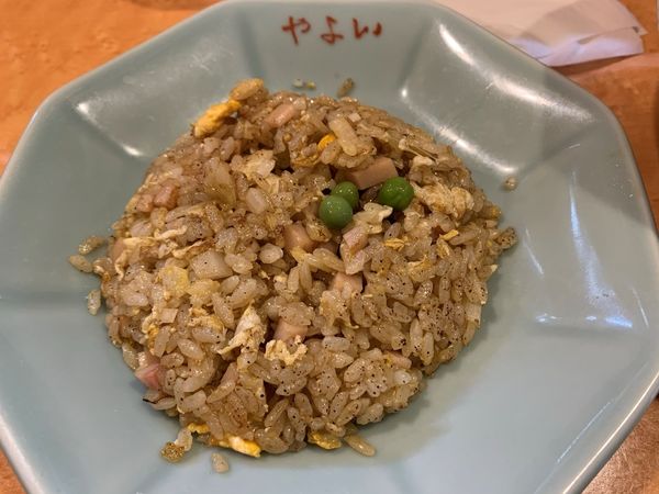 「ラーメン＋半チャーハン」@中華・洋食 やよいの写真