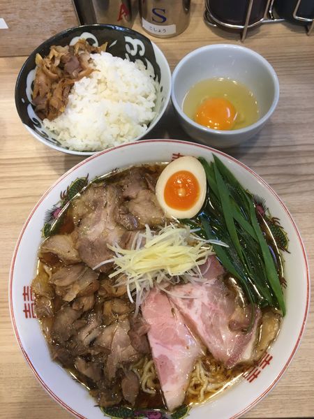 「特製生姜 1030円＋ ごはん 150円 ＋極細替玉 1円」@くじら食堂bazar 三鷹店の写真