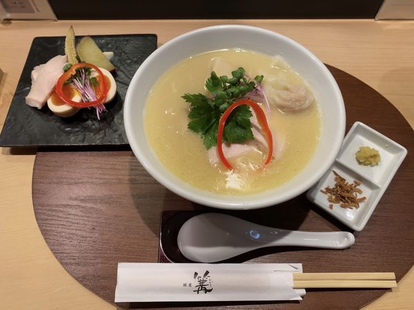 「特製鶏白湯SOBA」@銀座 篝 本店の写真