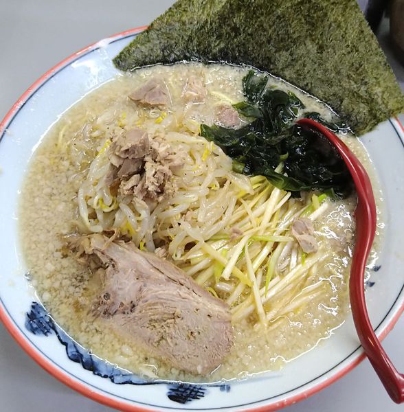 「醤油ラーメン＋もやし、ネギ」@ラーメンショップ 122号騎西店の写真