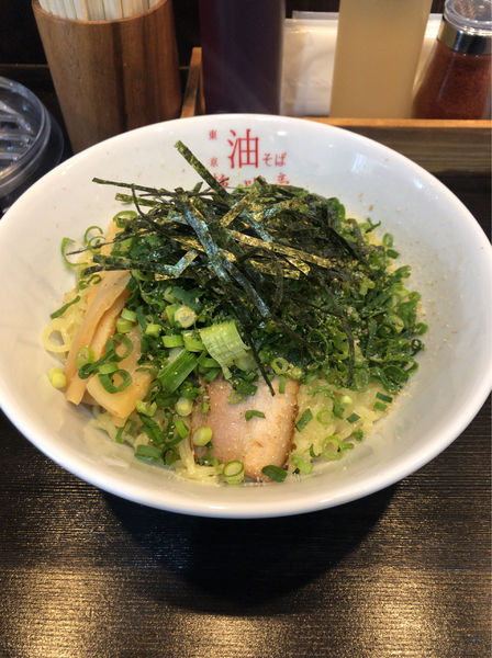 「油そば大盛り　トッピングねぎ」@油そば専門店 柿川亭の写真