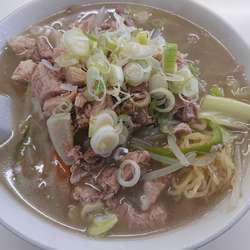 もつタンメン990円