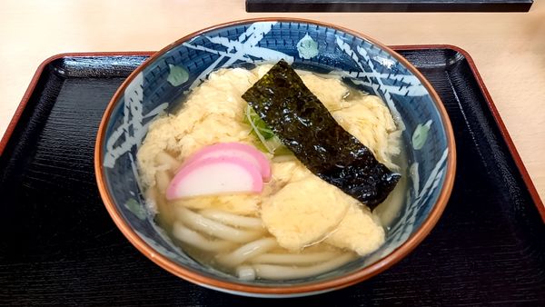「玉子とじうどん」@そば処 あごうの写真