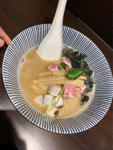 「真鯛白湯らーめん」@寿製麺 よしかわ 西台駅前店の写真