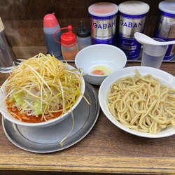 限定 テカテカ平打ち麺の自家製ラー油ゆずつけ麺