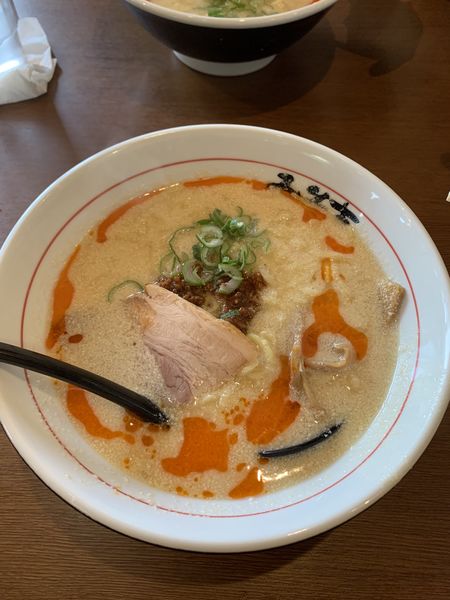 「白鬼担々麺」@らーめん みそ吉 泉店の写真
