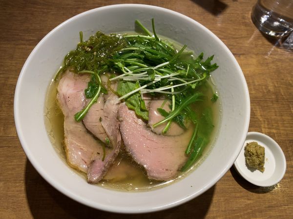 「淡麗塩ラーメン」@SAMARの写真