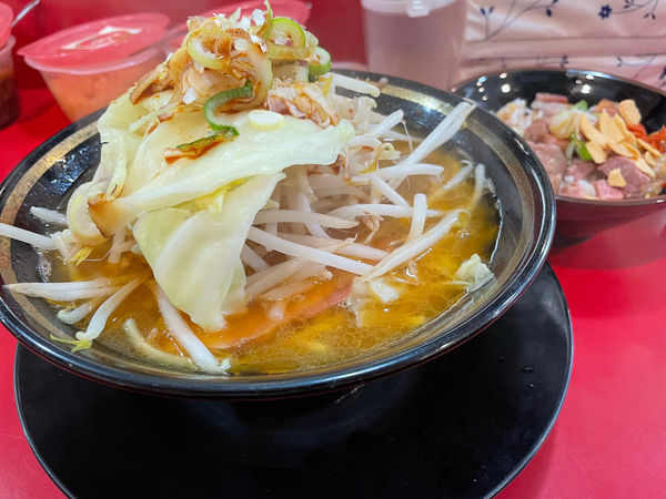 「野菜ラーメン＋半賄い飯」@家系ラーメン とらきち家の写真