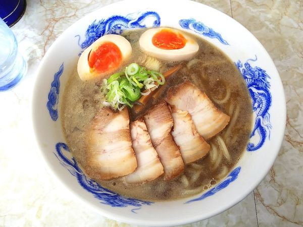 「特撰煮干（並）＋味玉　770＋130円」@中華そば 八助の写真