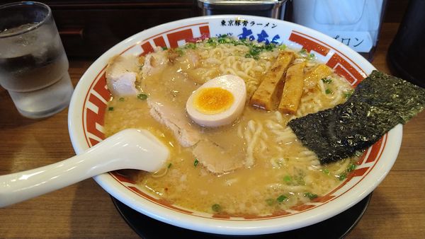 「豚骨ラーメン」@屯ちん 池袋西口店の写真