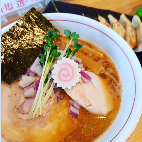 「限定 濃厚極上鶏白湯 ¥900」@らーめん酒房 しのやの写真