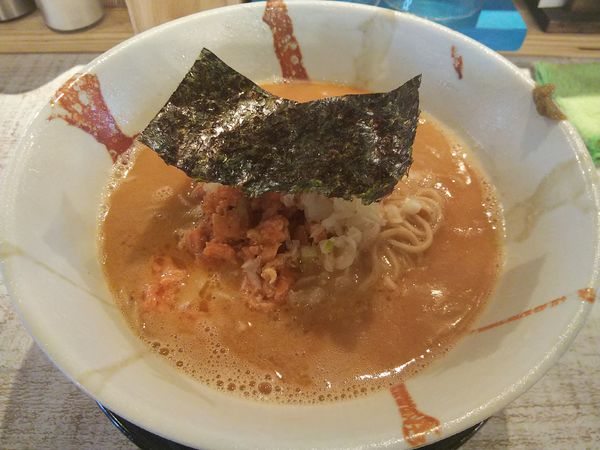 「ド素サーモン麺」@ラーメン 仙の写真