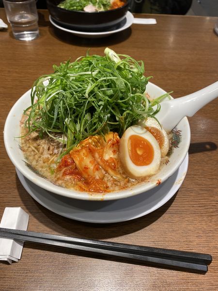 「特製ラーメン+ネギ」@来来亭 武蔵村山店の写真