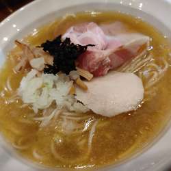 濃厚鳥白湯ラーメン