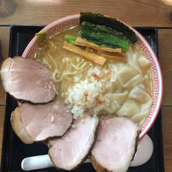 特製しょっつるそば