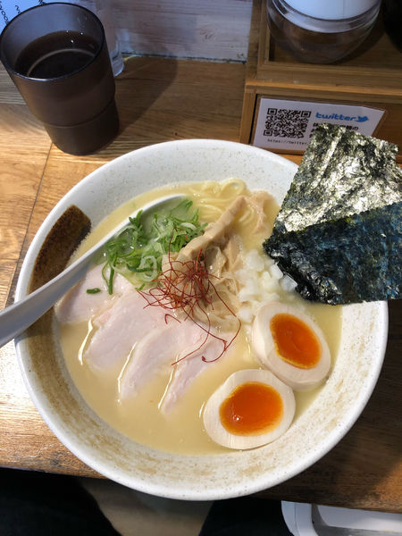 「特製中濃白湯　1000円」@麺匠ようすけ 鶏煮亭の写真