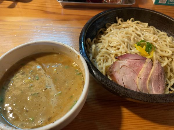 「鴨白湯つけ麺」@はりけんラーメン 南店の写真