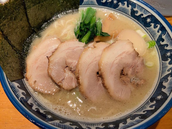 「特性熟成豚骨塩ラーメン：950円」@龍神麺の写真