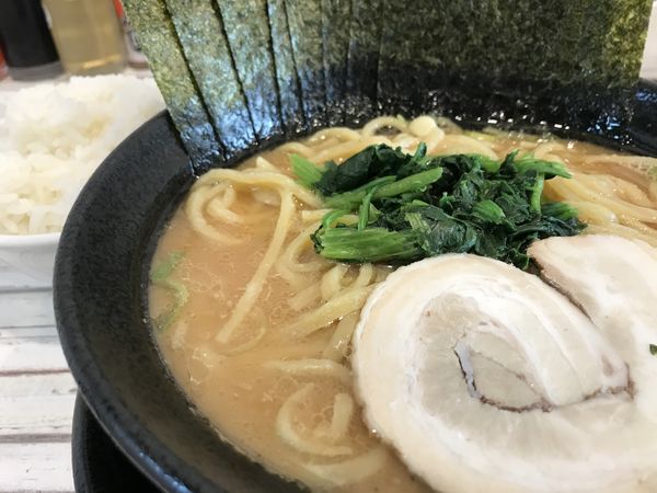 「豚骨醤油のり 810円」@横浜家系ラーメン 勇極 東陽町店の写真