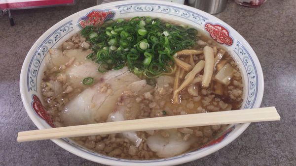 「中華そば特盛背脂多め」@つたふじ 福山支店の写真