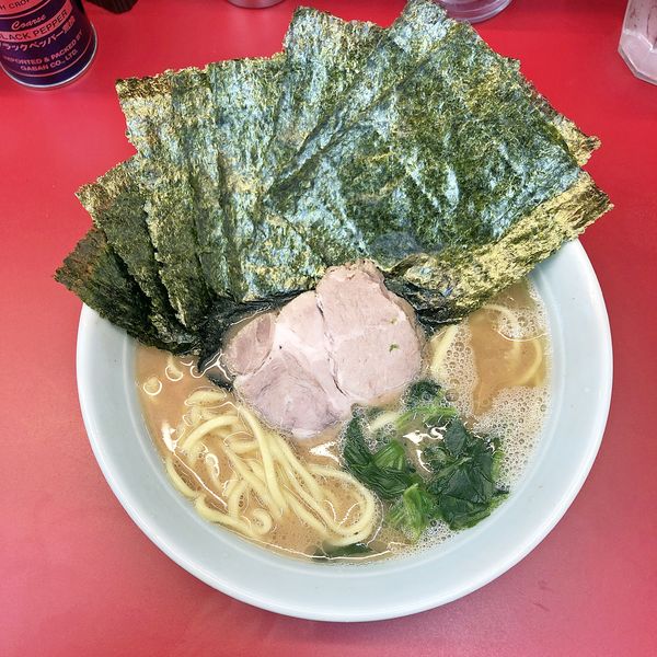 「ラーメン 並 650円＋海苔50円」@ラーメン堀田家の写真
