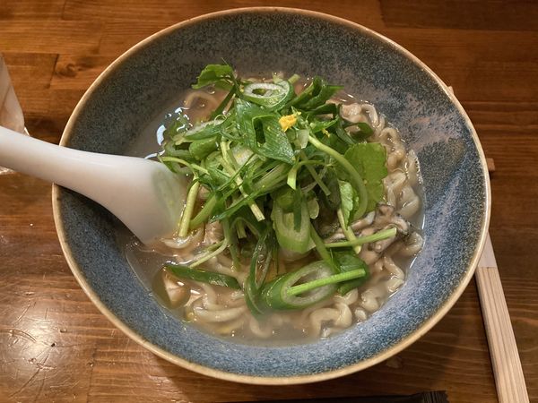 「【限定】季節のら〜めん　其の一の一　牡蠣のら〜めん　牡蠣増し」@らーめん かねかつの写真