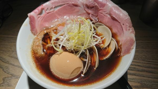 「はまぐりラーメン 1078円」@くそオヤジ最後のひとふりの写真