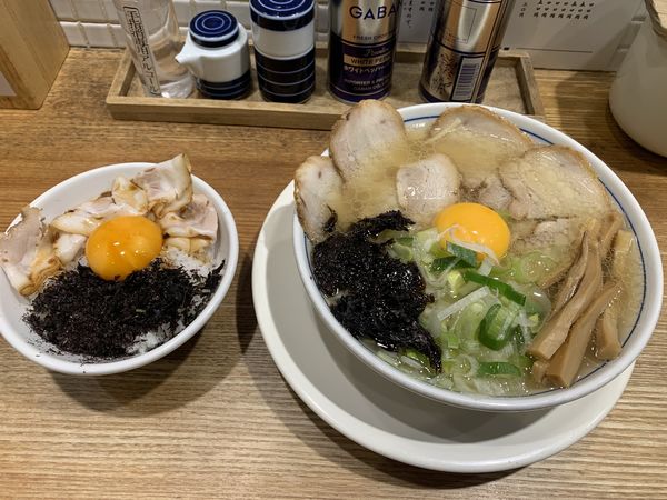 「特製バラそば　塩」@玉 バラそば屋 中野店の写真