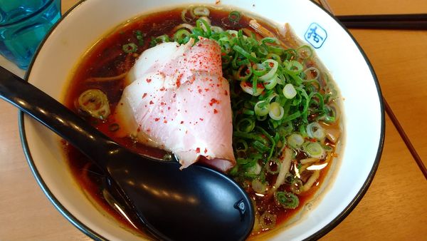 「醤油ブラック」@麺や 拓の写真