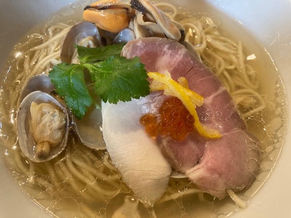 「浅利とムール貝の汐そば（大）」@麺処しろくろの写真