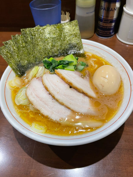 「特製ラーメン（バラ肉）＋ネギの薄め（1100円）」@らーめん飛粋の写真