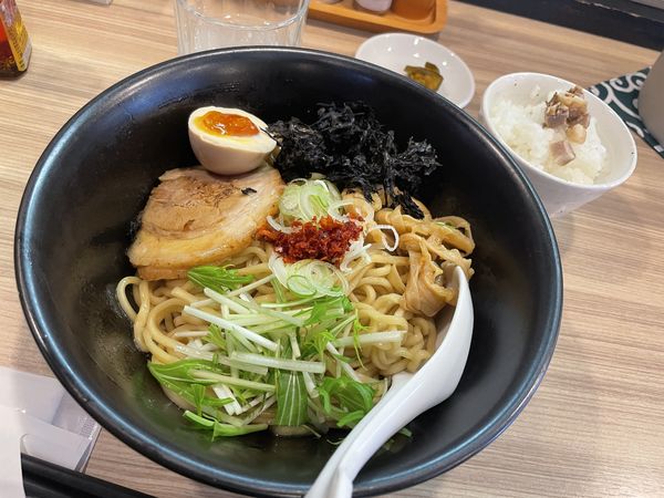 「まぜそば」@麺や しし丸。の写真