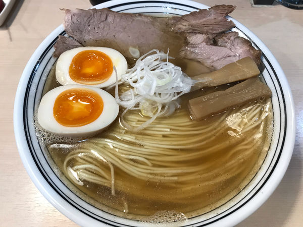 「煮干しらぁめん大盛味玉990円」@煮干しらぁめん 猫トラ亭の写真