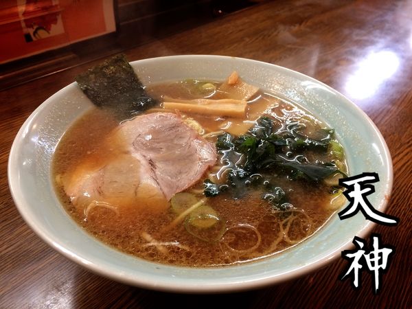 「しょうゆラーメン¥600(税別)」@ジャンボ餃子 天神の写真