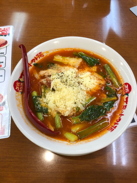 「太陽のチーズラーメン　913円」@太陽のトマト麺 京急川崎支店の写真
