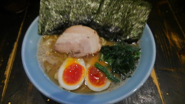 「味玉ラーメン」@らーめんありがた家の写真