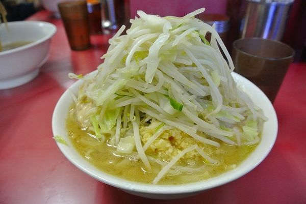 「ラーメン780円　ニンニク脂」@ラーメン二郎 ひばりヶ丘駅前店の写真