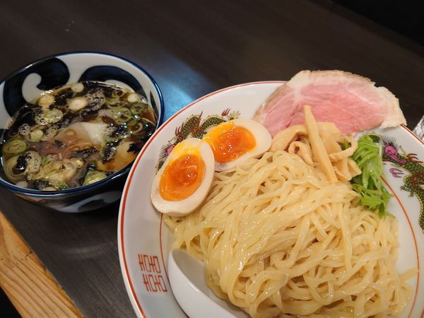 「味玉正油880円（つけ麺変更）＋100円＆半チャーハン」@メンショップ アキラの写真