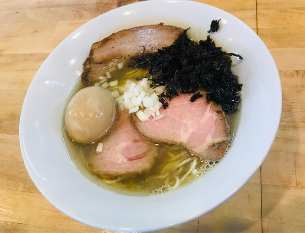 「贅沢汐煮干しそば」@中華蕎麦 會の写真