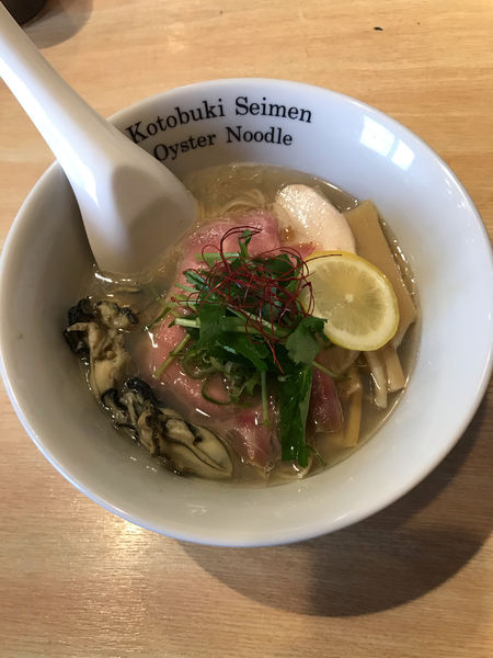 「牡蠣そば 1,000円」@寿製麺よしかわ 川越店の写真