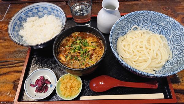 「（平日限定・ランチ）ピリ辛肉つけ麺セット　８９０円　※」@うどん市 南柏店の写真